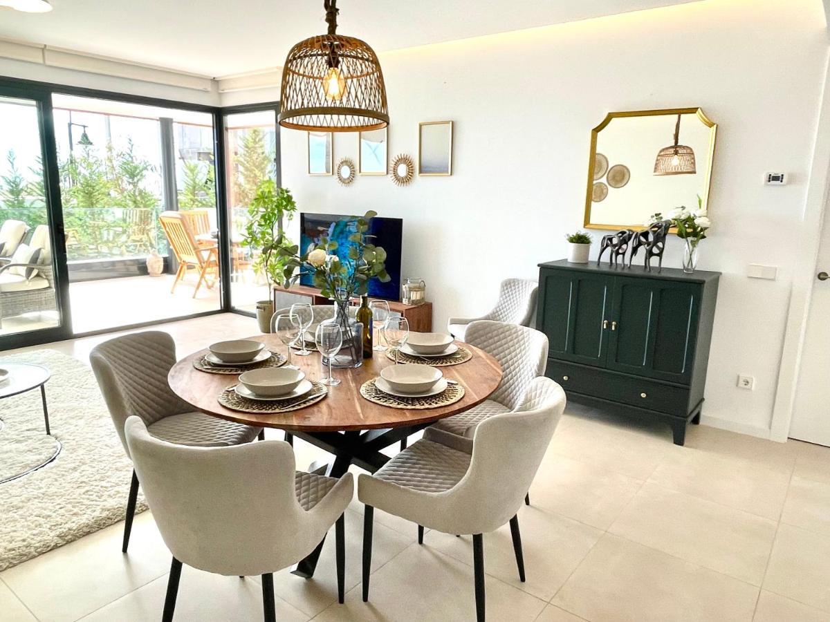 Luxury 3 Bedroom Apartment 300M From The Beach Fuengirola Exterior foto