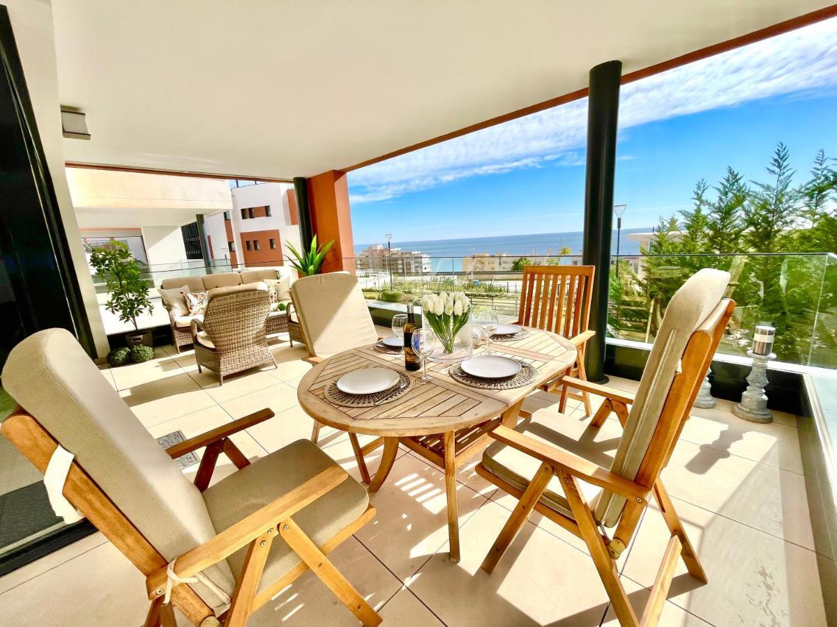 Luxury 3 Bedroom Apartment 300M From The Beach Fuengirola Exterior foto