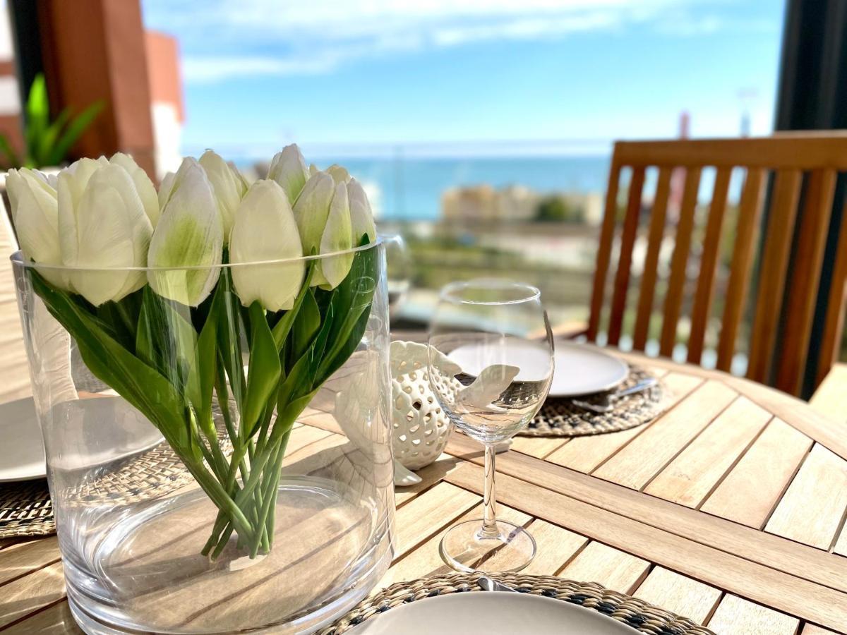 Luxury 3 Bedroom Apartment 300M From The Beach Fuengirola Exterior foto