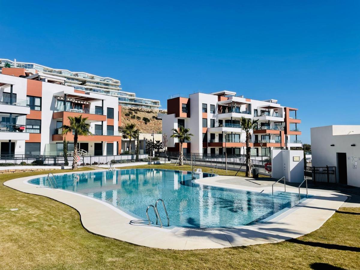 Luxury 3 Bedroom Apartment 300M From The Beach Fuengirola Exterior foto